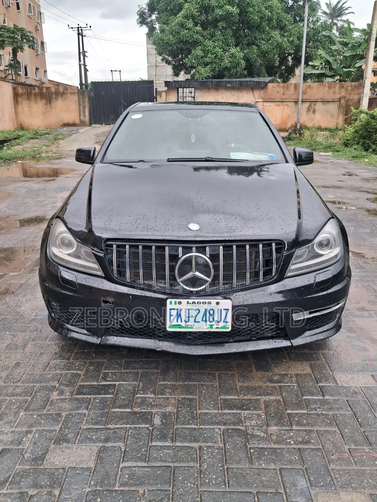Mercedes-Benz C300 2008 Black