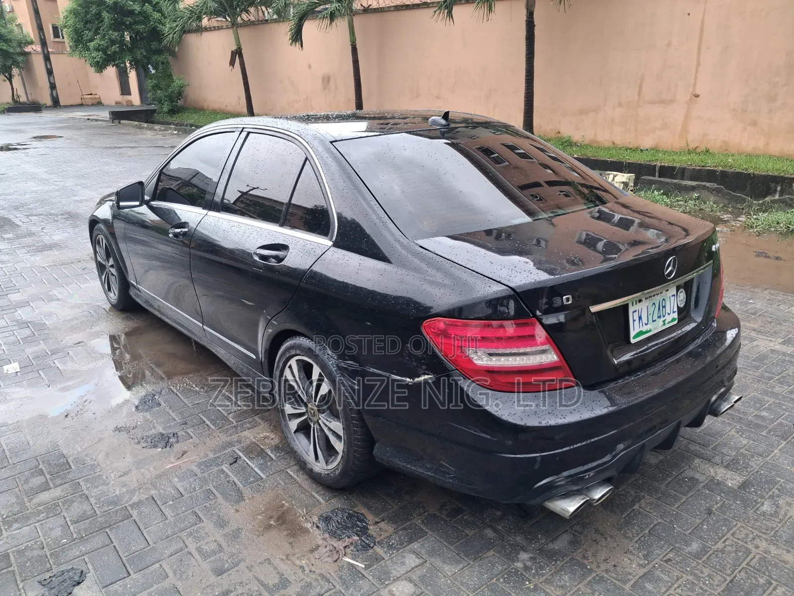 Mercedes-Benz C300 2008 Black