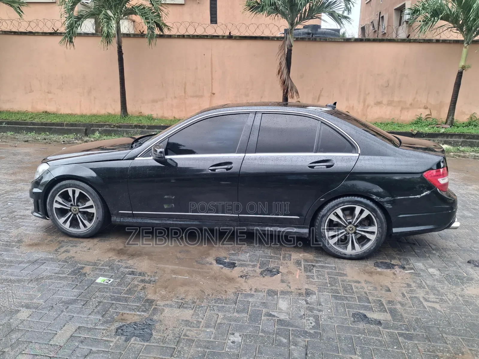 Mercedes-Benz C300 2008 Black