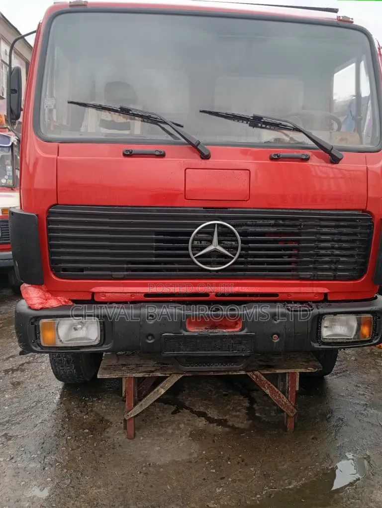 Mercedes 1617 Straight Engine Pick Up