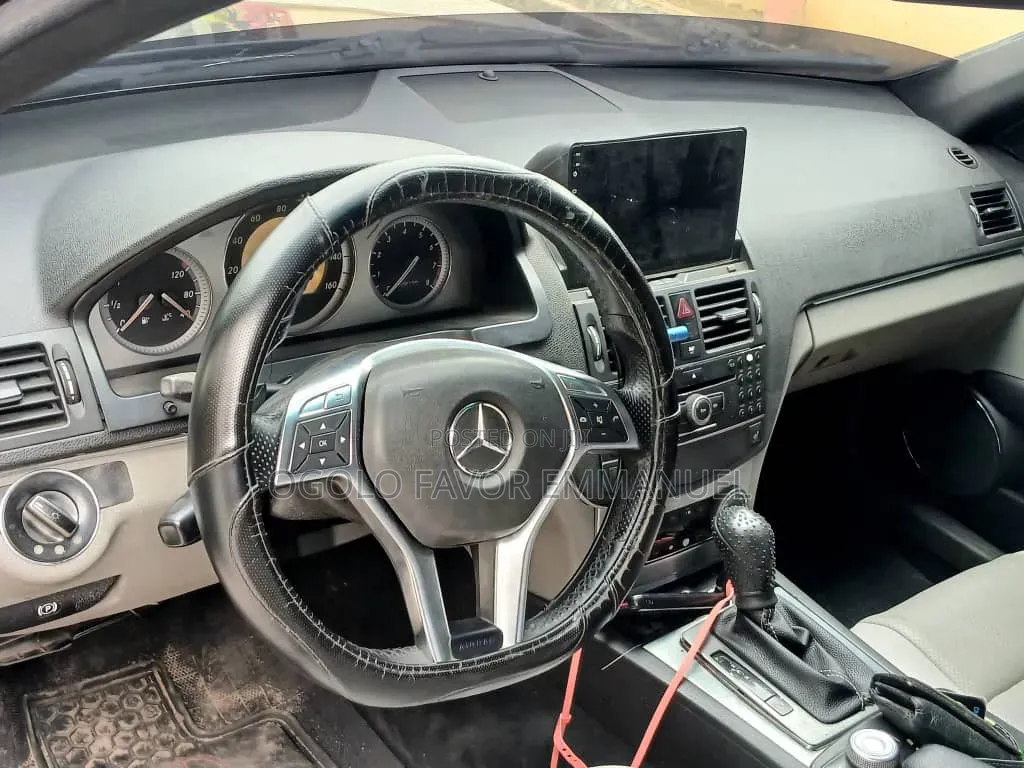 Mercedes-Benz C300 2008 Black