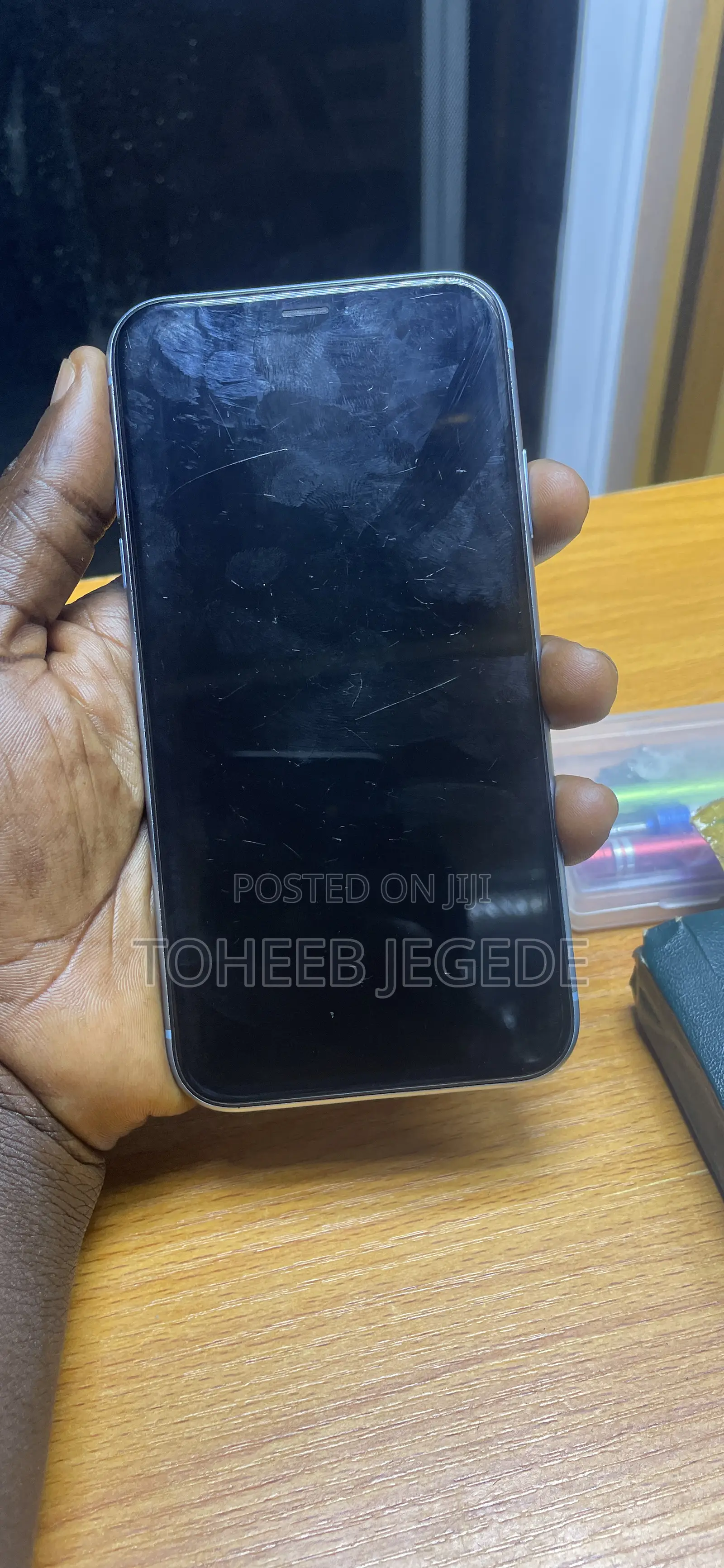 Apple iPhone XR 64 GB