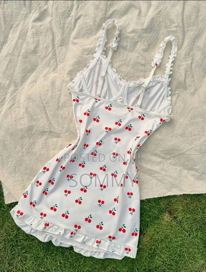 Heart Print Contrast Lace Bow Front Cami PJ Set / Pajama Set Bow Tie