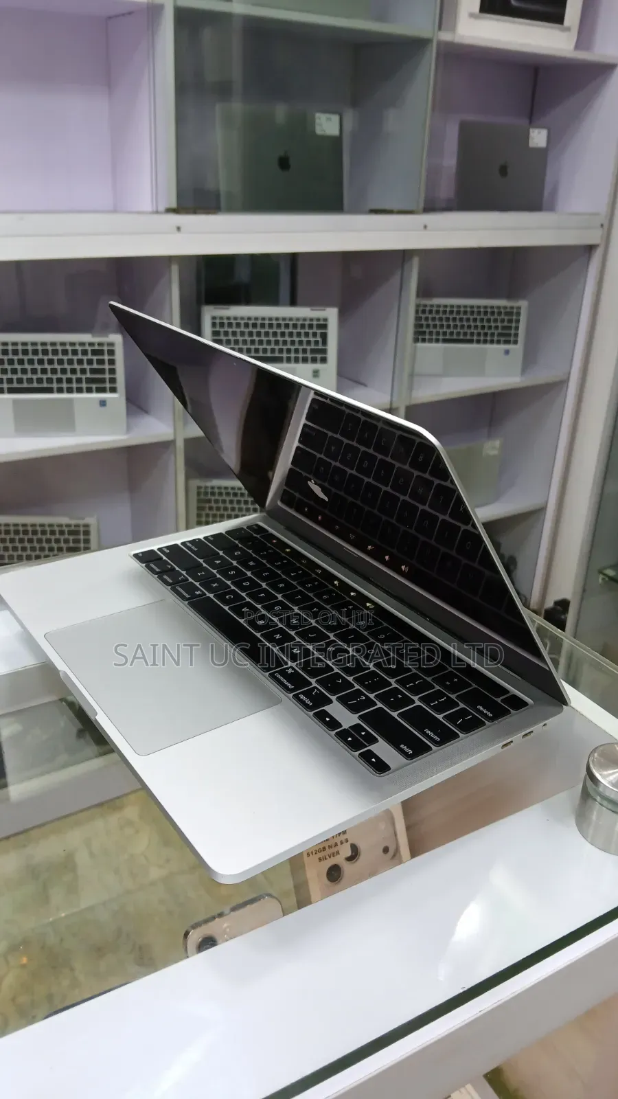 Laptop Apple MacBook Pro 2020 16GB Intel Core i5 SSD 512GB