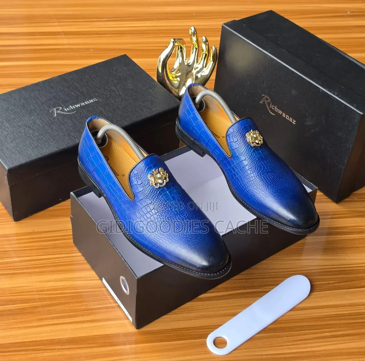 Men's Embossed Leather Loafers With Gold Emblem
