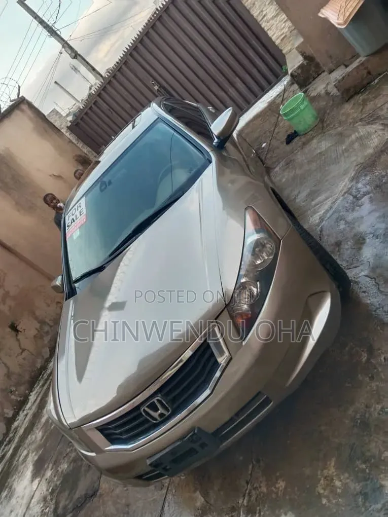 Honda Accord 2010 Brown