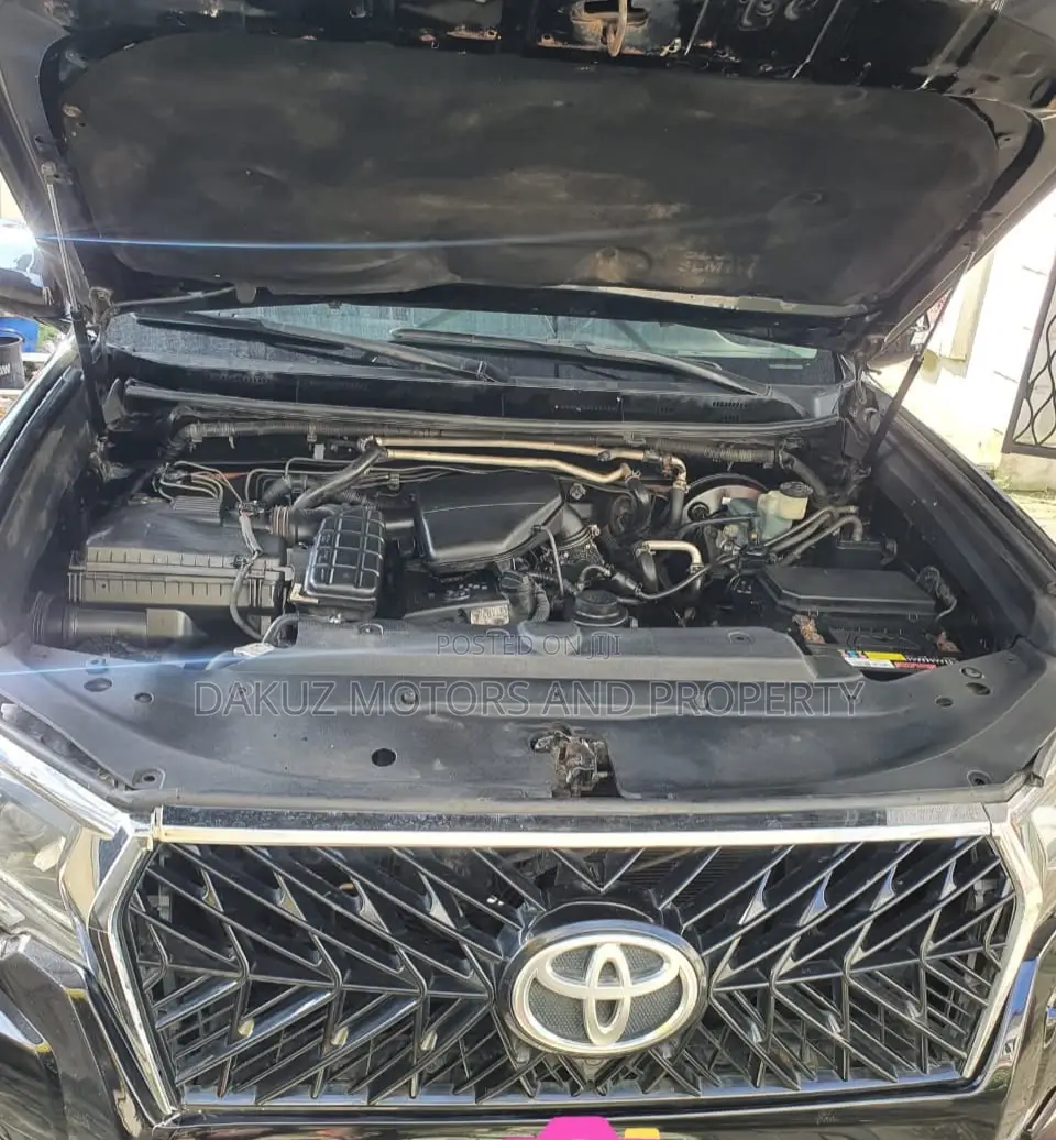 Toyota Land Cruiser Prado 2012 Black