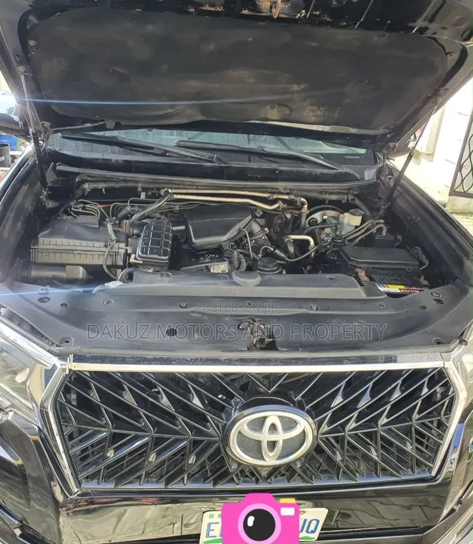 Toyota Land Cruiser Prado 2012 Black