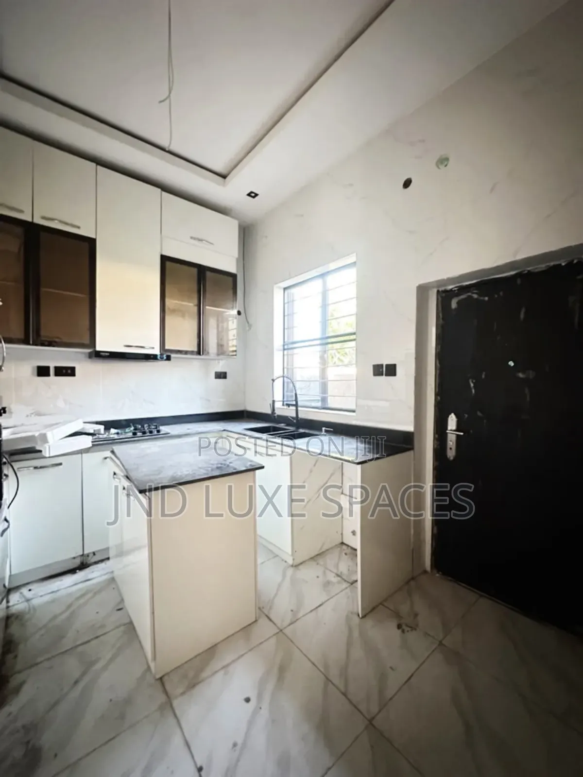 4bdrm Townhouse / Terrace in Ajah for rent