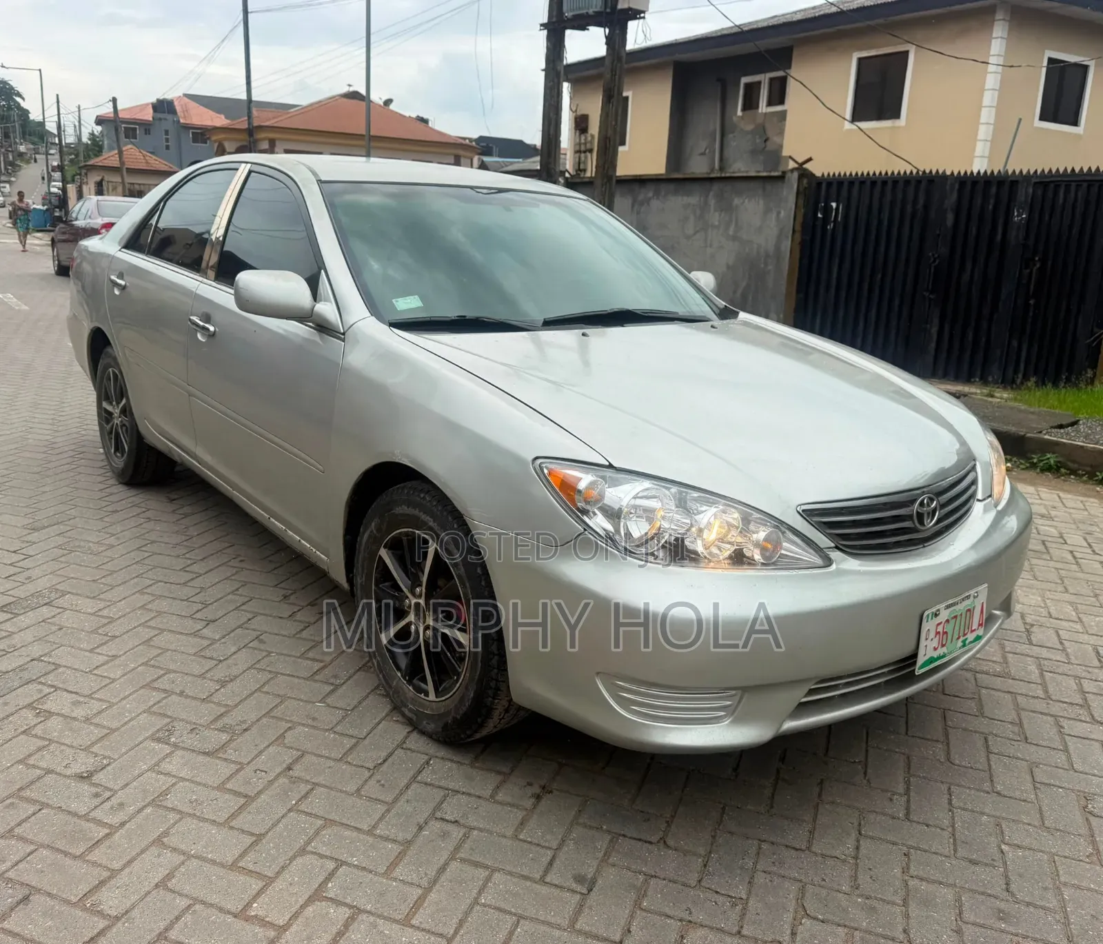 Toyota Camry 2025 Silver