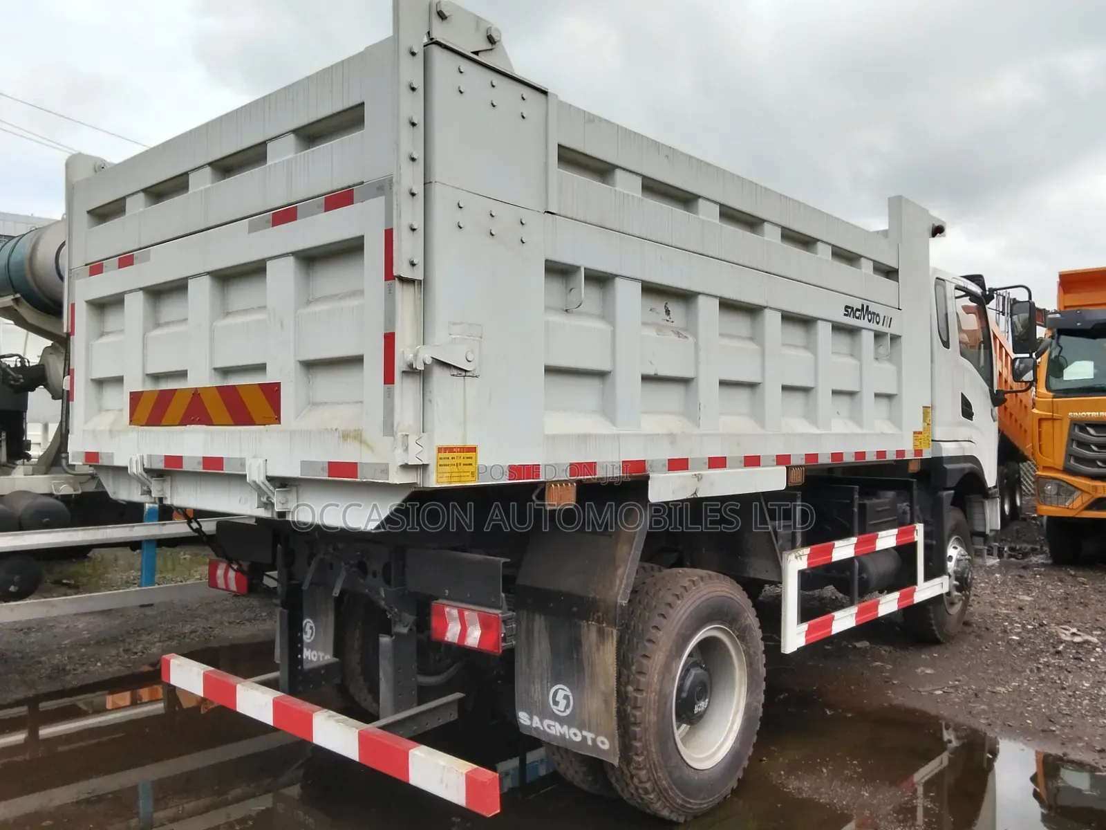 Shacman Sagmoto Dump Truck