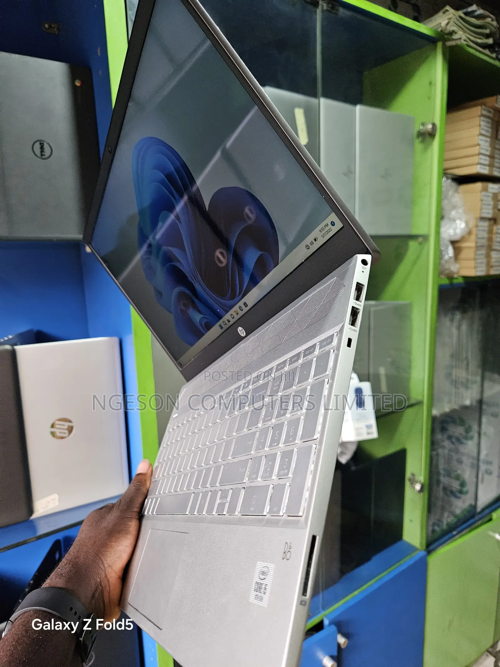 Laptop HP Pavilion 15-cs3063cl 8GB Intel Core i5 SSD 256GB