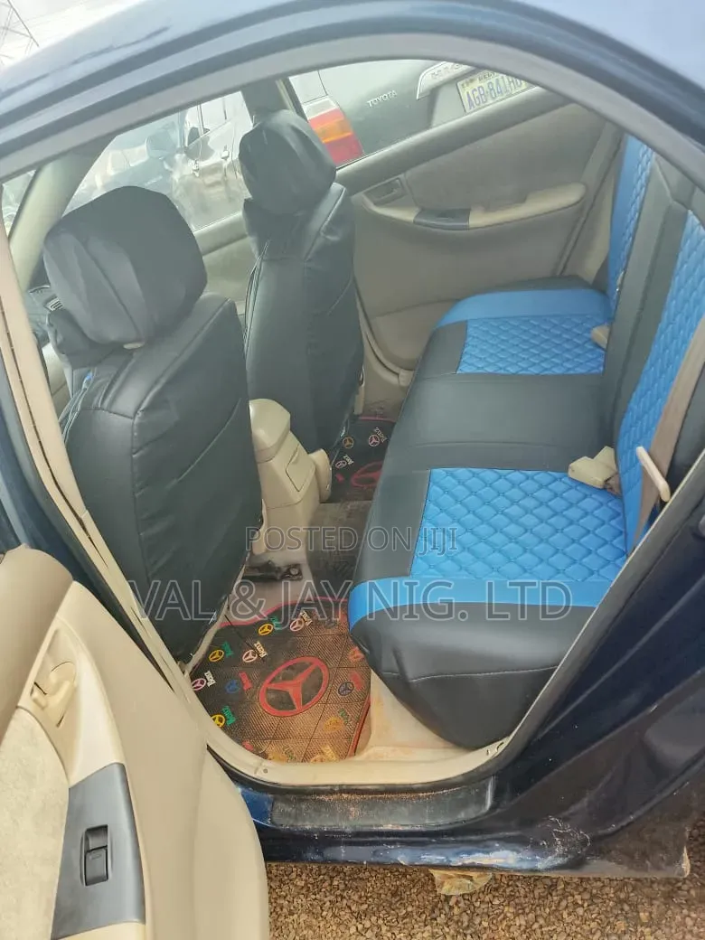 Toyota Corolla 2002 Blue