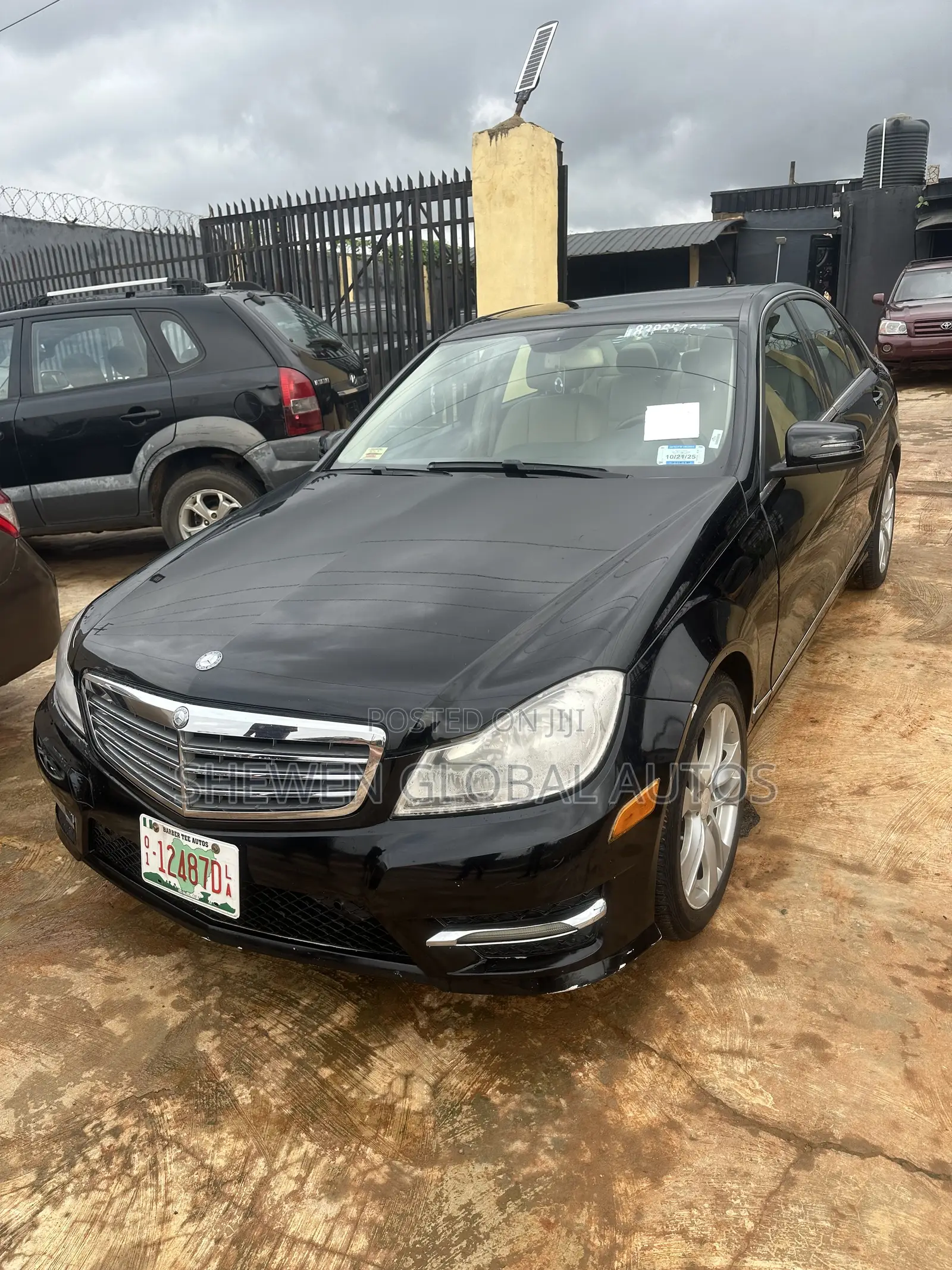 Mercedes-Benz C300 Luxury 4Matic Sedan AWD (3.5L 6cyl 7A) 2014 Black