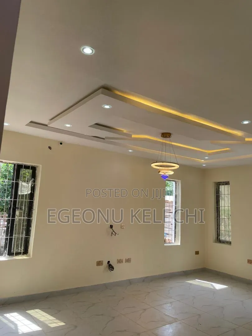 3bdrm Bungalow in Obafemi-Owode for sale