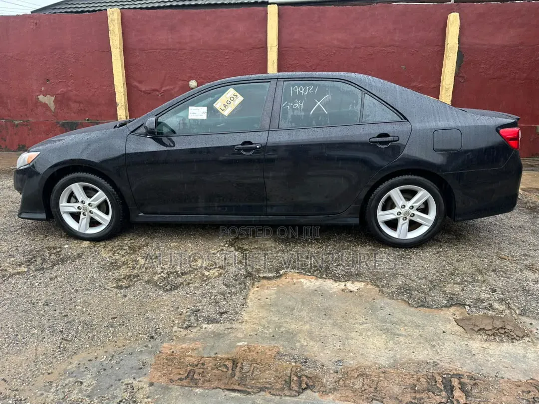 Toyota Camry 2013 Black
