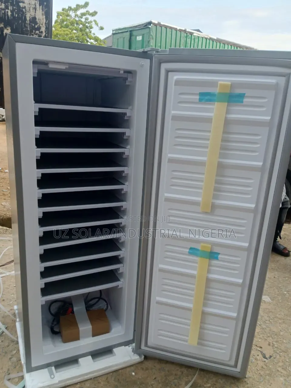 200l Bona Upright Freezer