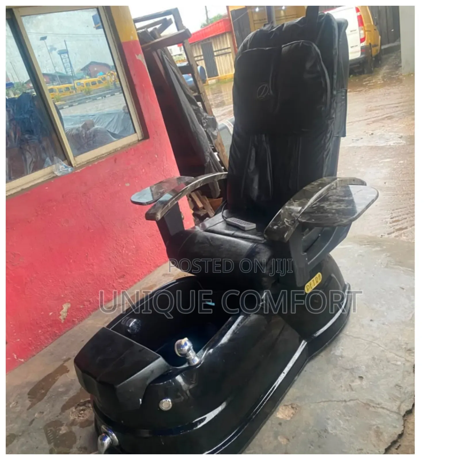 Imported Executive Pedicure and Manicure Massage Chair With Led Light