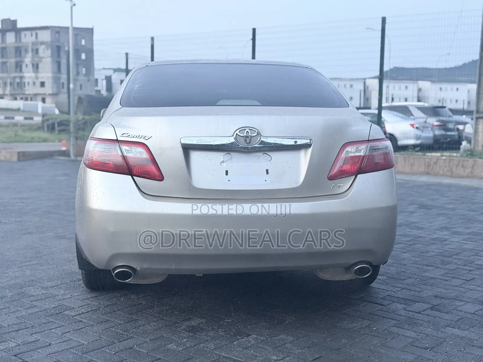 Toyota Camry LE V6 4dr Sedan (3.5L 6cyl 6AM) 2009 Gold