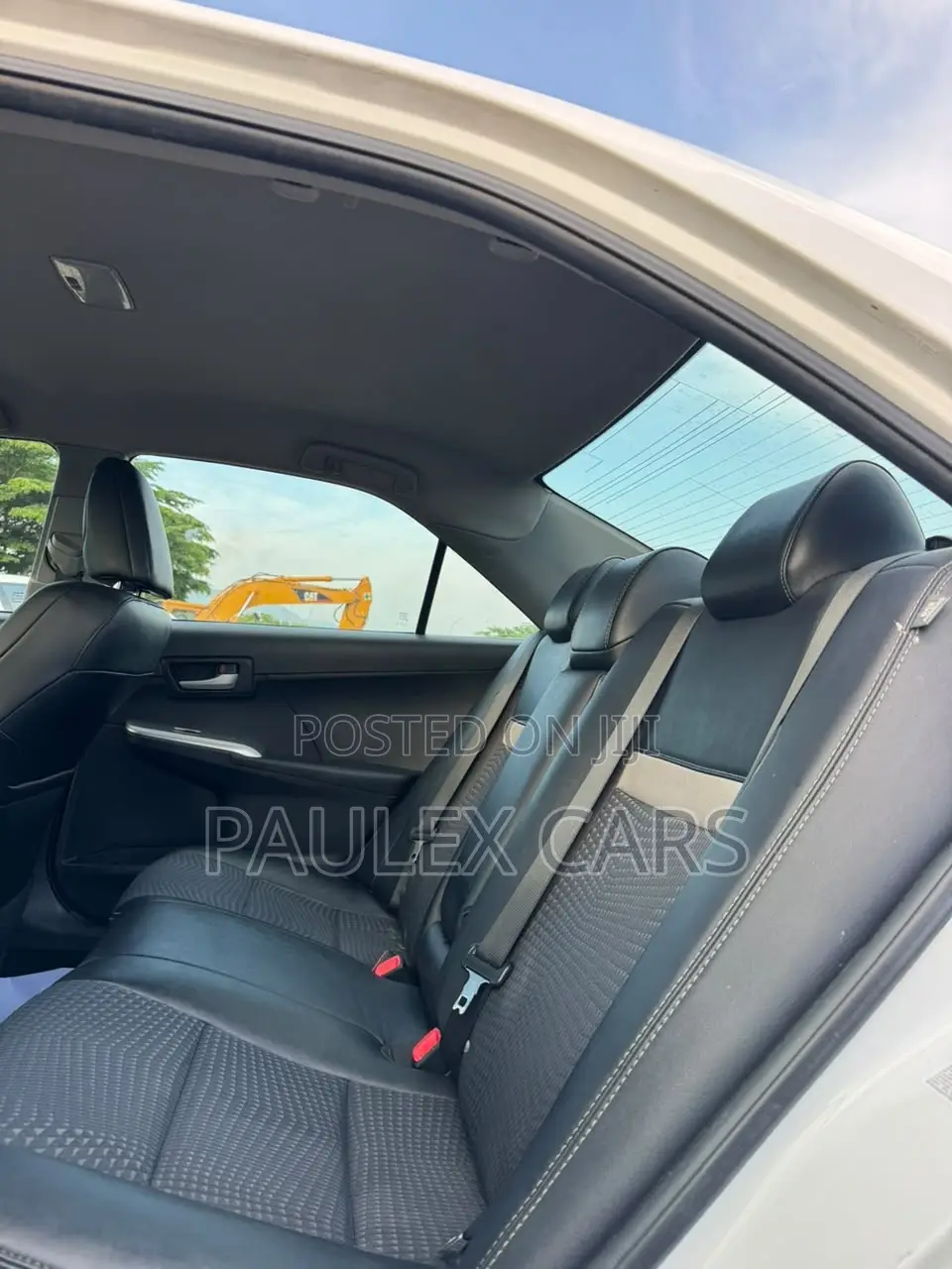 Toyota Camry SE Sport 4dr Sedan (2.5L 4cyl 6A) 2014 White