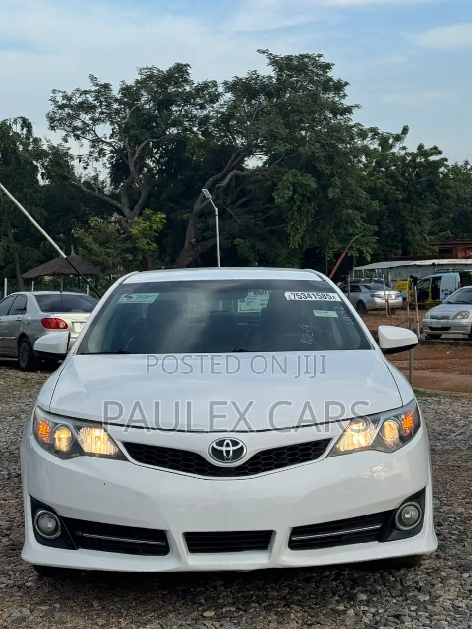 Toyota Camry SE Sport 4dr Sedan (2.5L 4cyl 6A) 2014 White