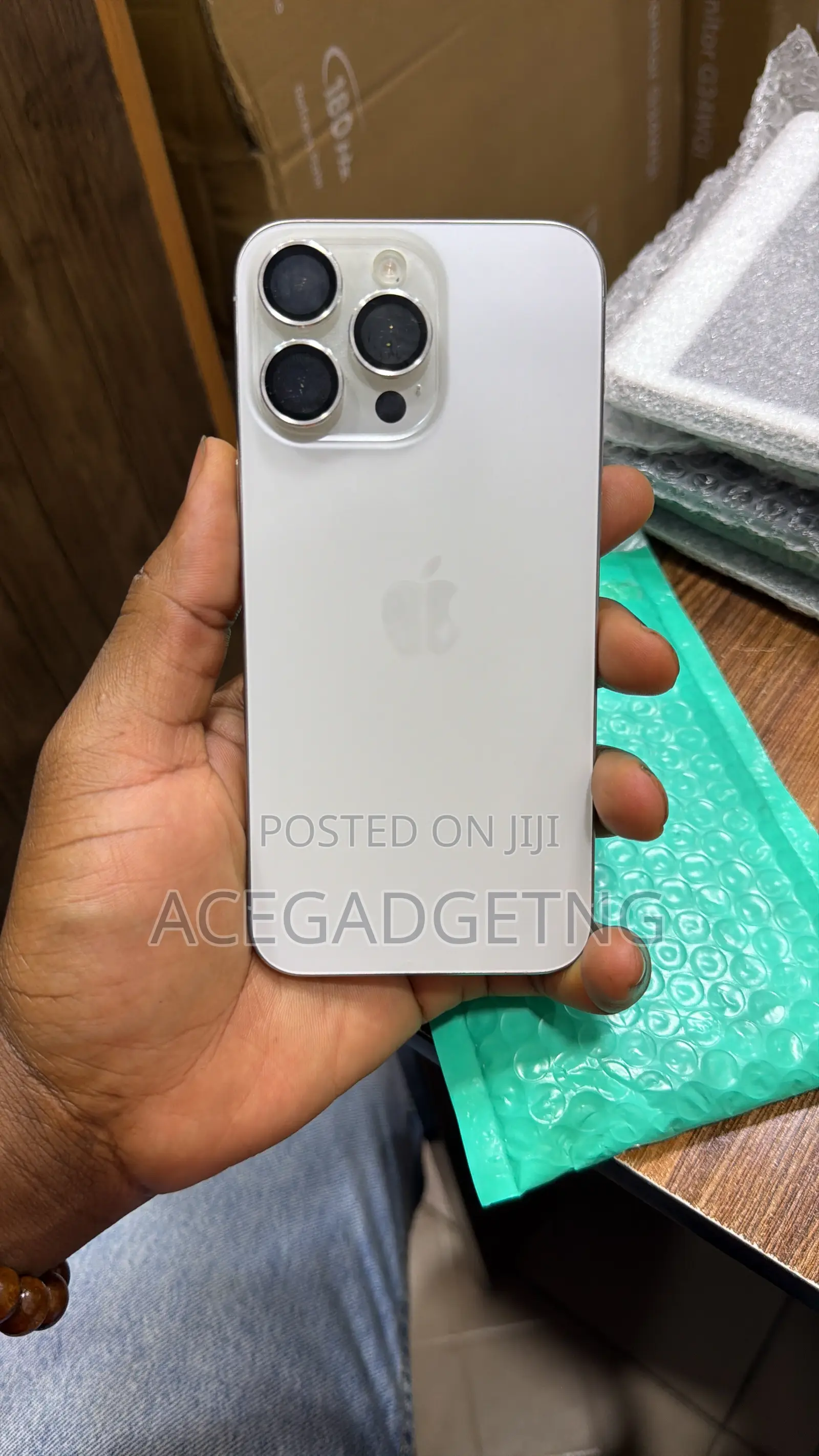 New Apple iPhone 16 Pro 256 GB White