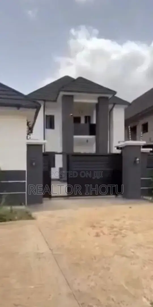 4bdrm Duplex in Kubwa for sale