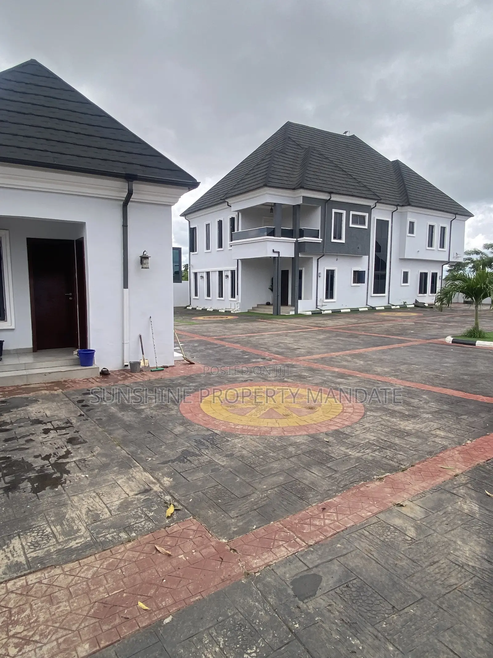 4bdrm Duplex in Alagbaka Akure for sale