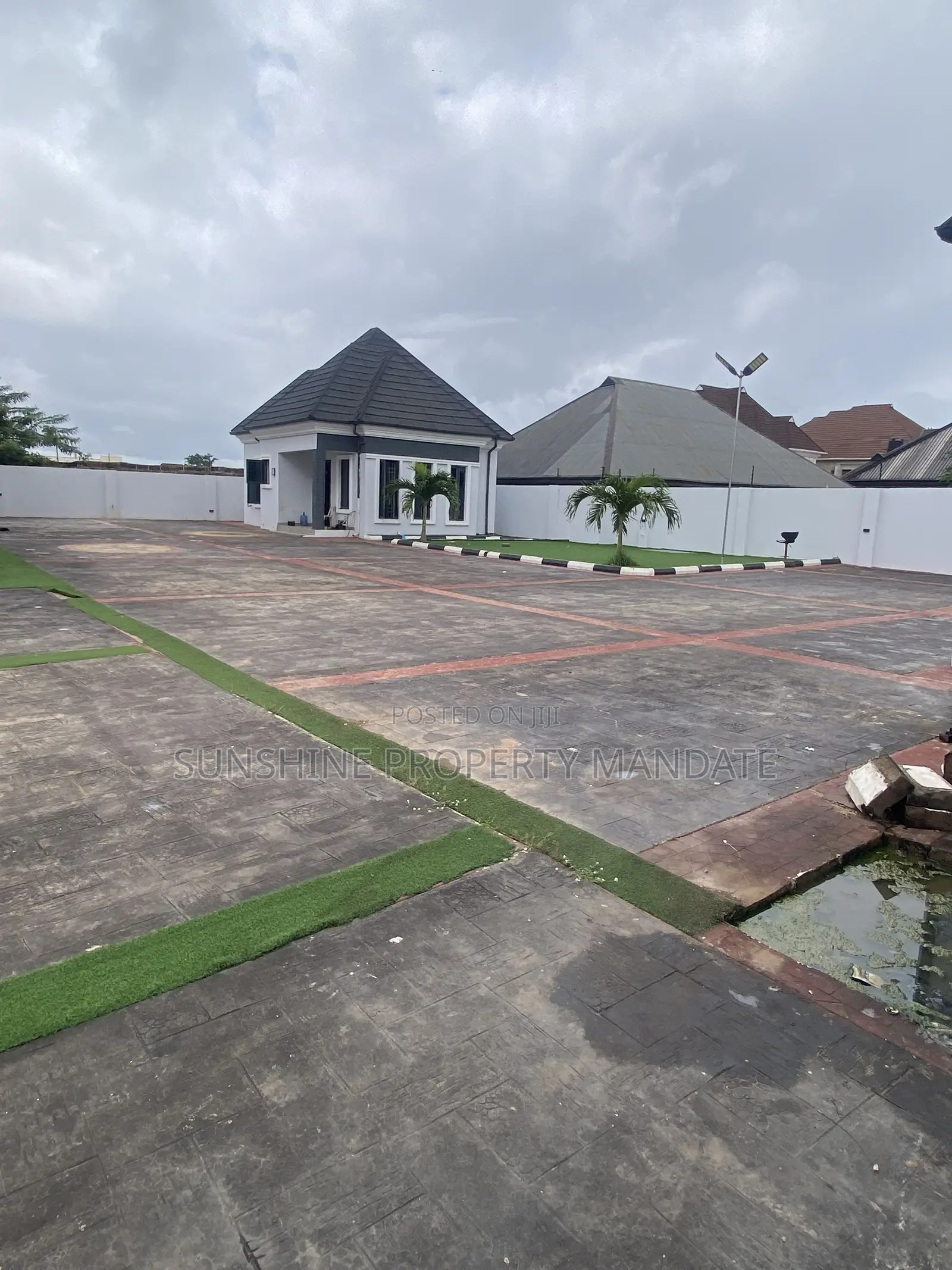 4bdrm Duplex in Alagbaka Akure for sale