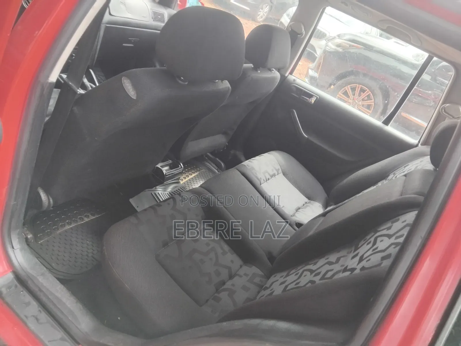 Volkswagen Golf 2006 Red