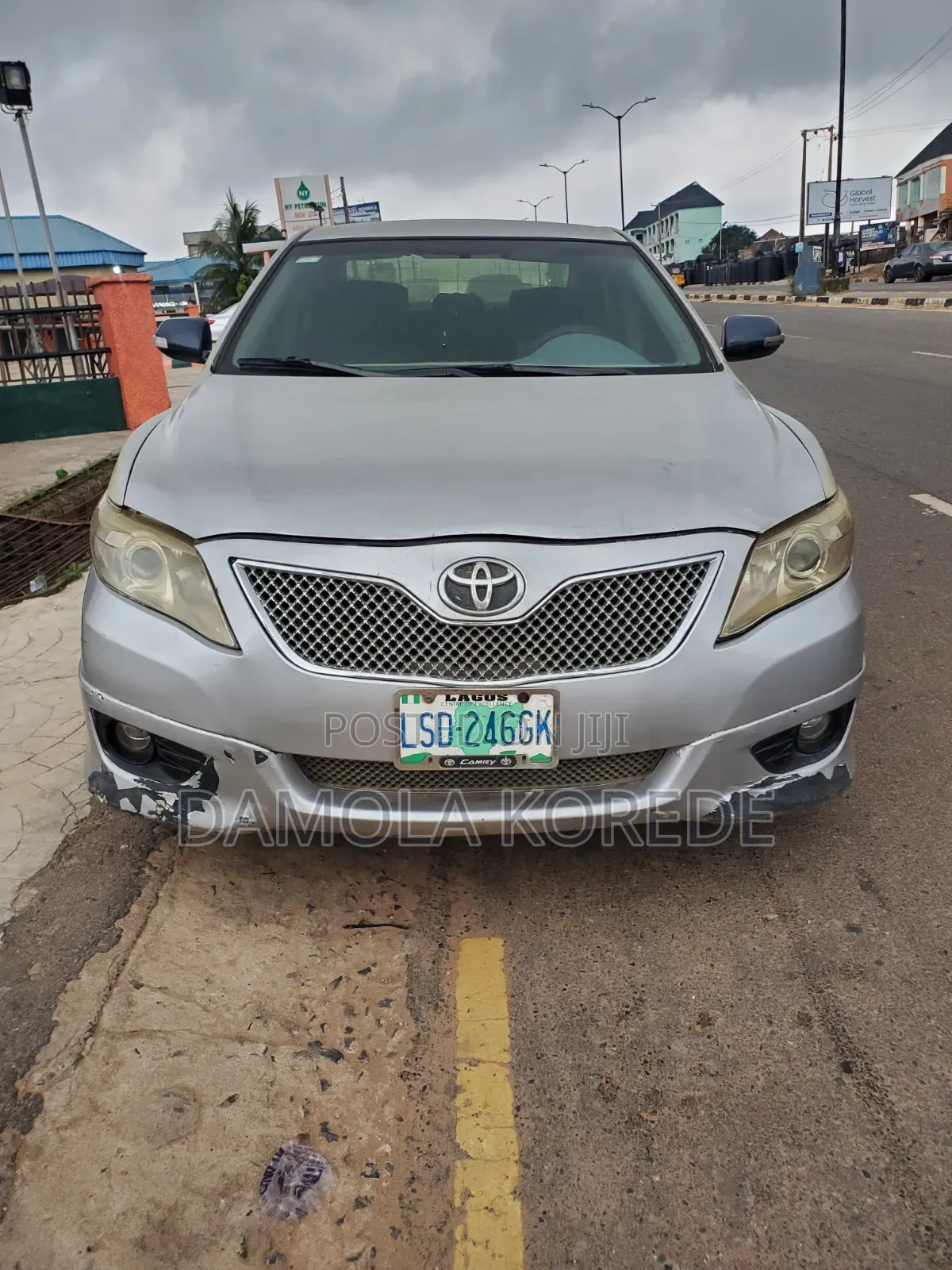 Toyota Camry 2010 Silver