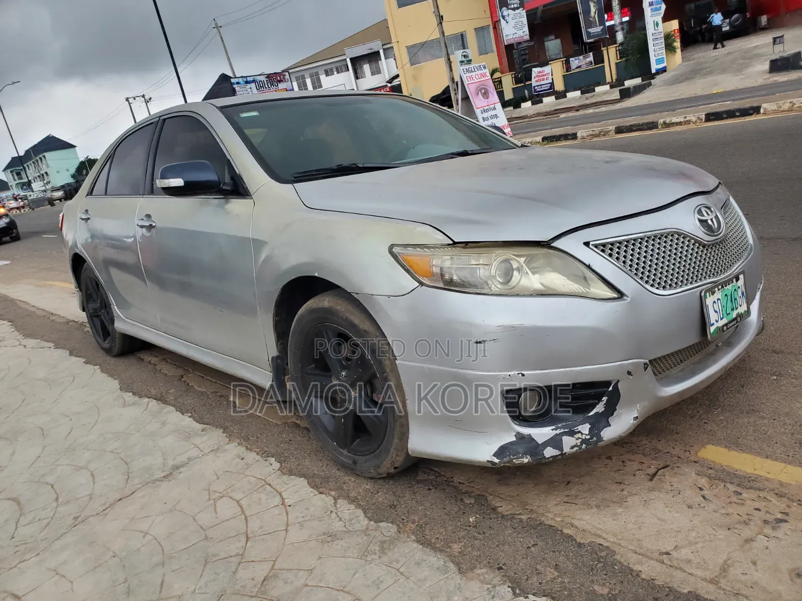 Toyota Camry 2010 Silver
