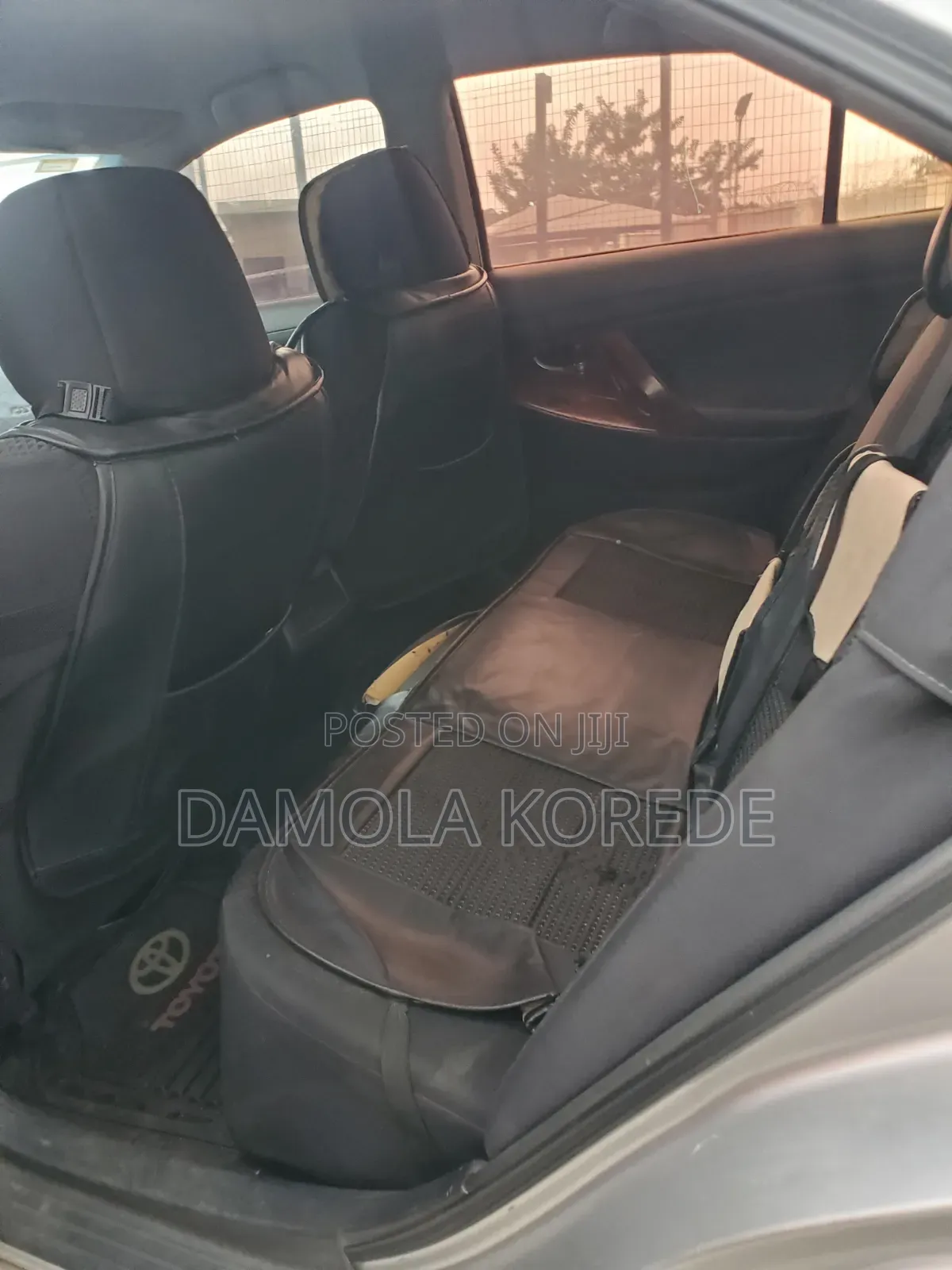 Toyota Camry 2010 Silver