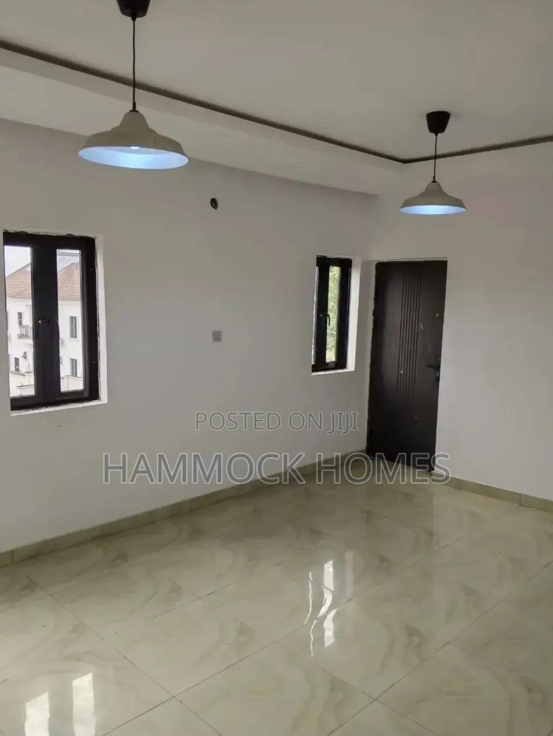 5bdrm Duplex in Alalubosa Gra for rent