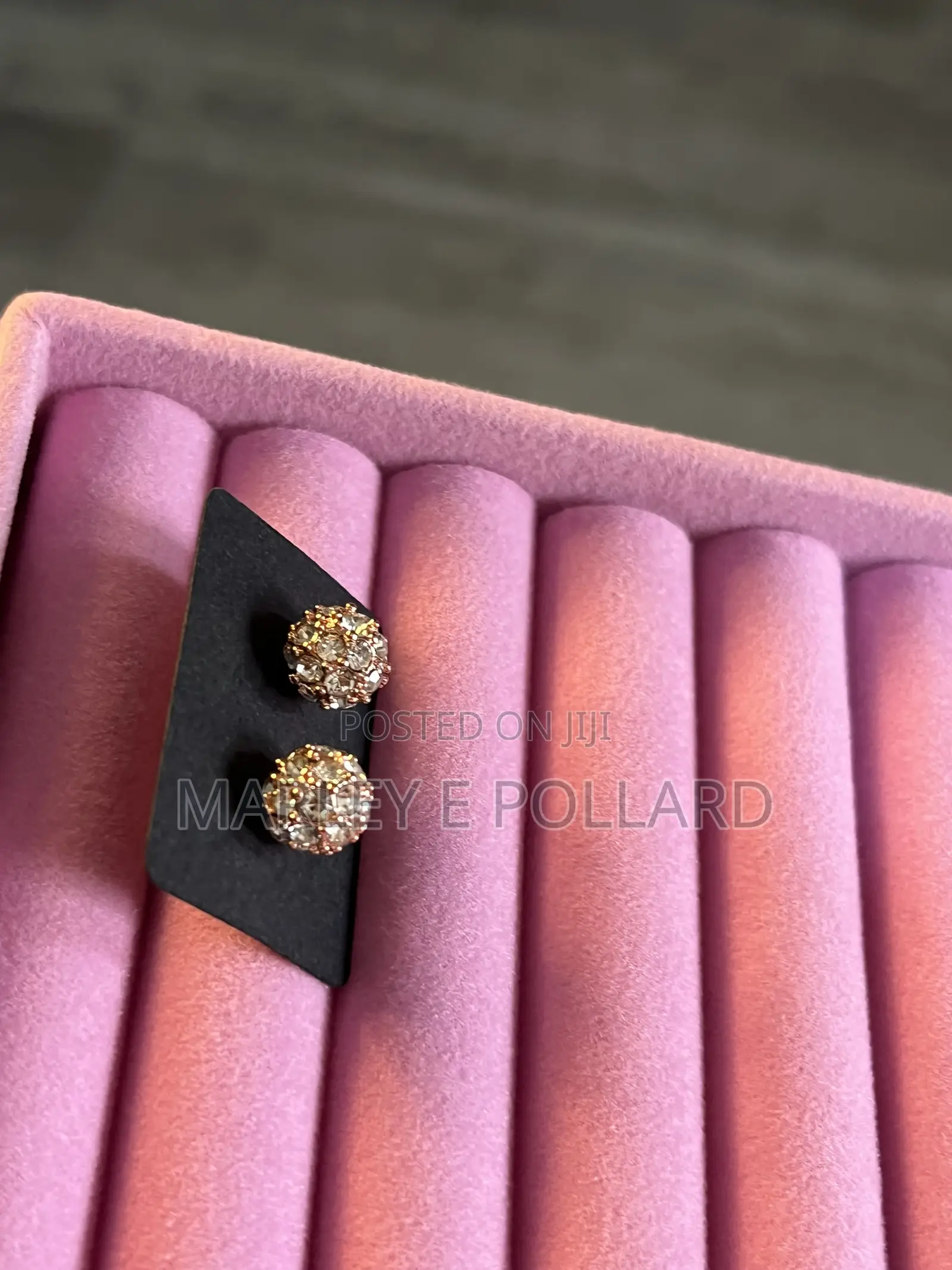 Cz Round Zirconia Quality Earring