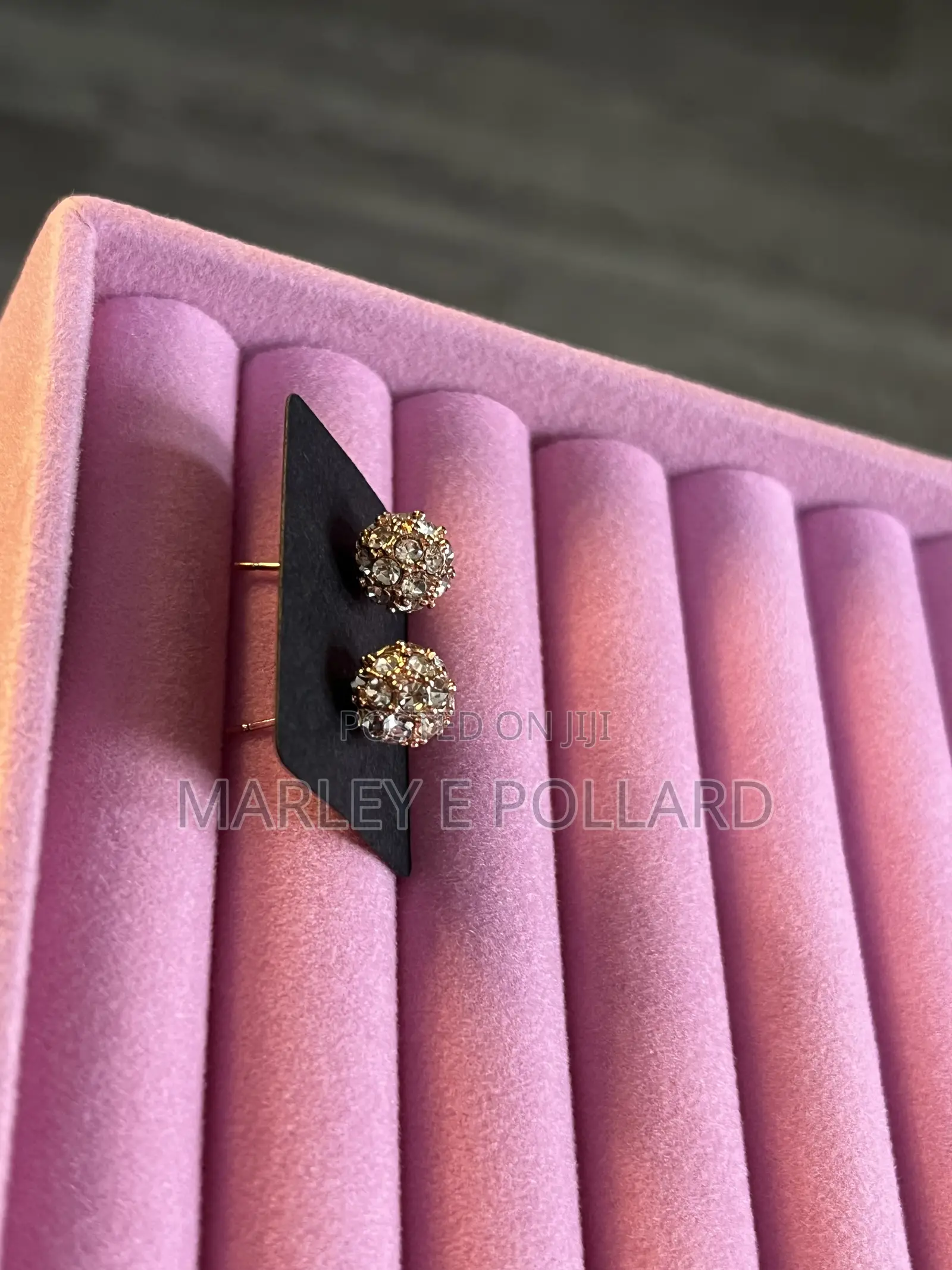 Cz Round Zirconia Quality Earring
