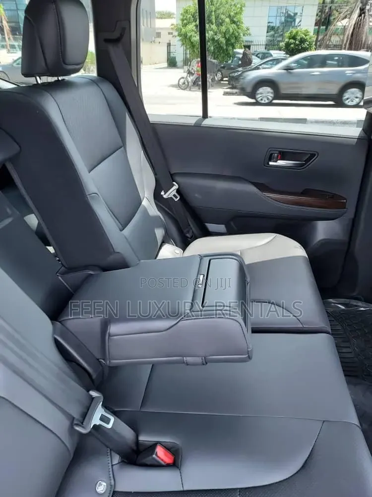 Land Cruiser 2023 Available for Rent