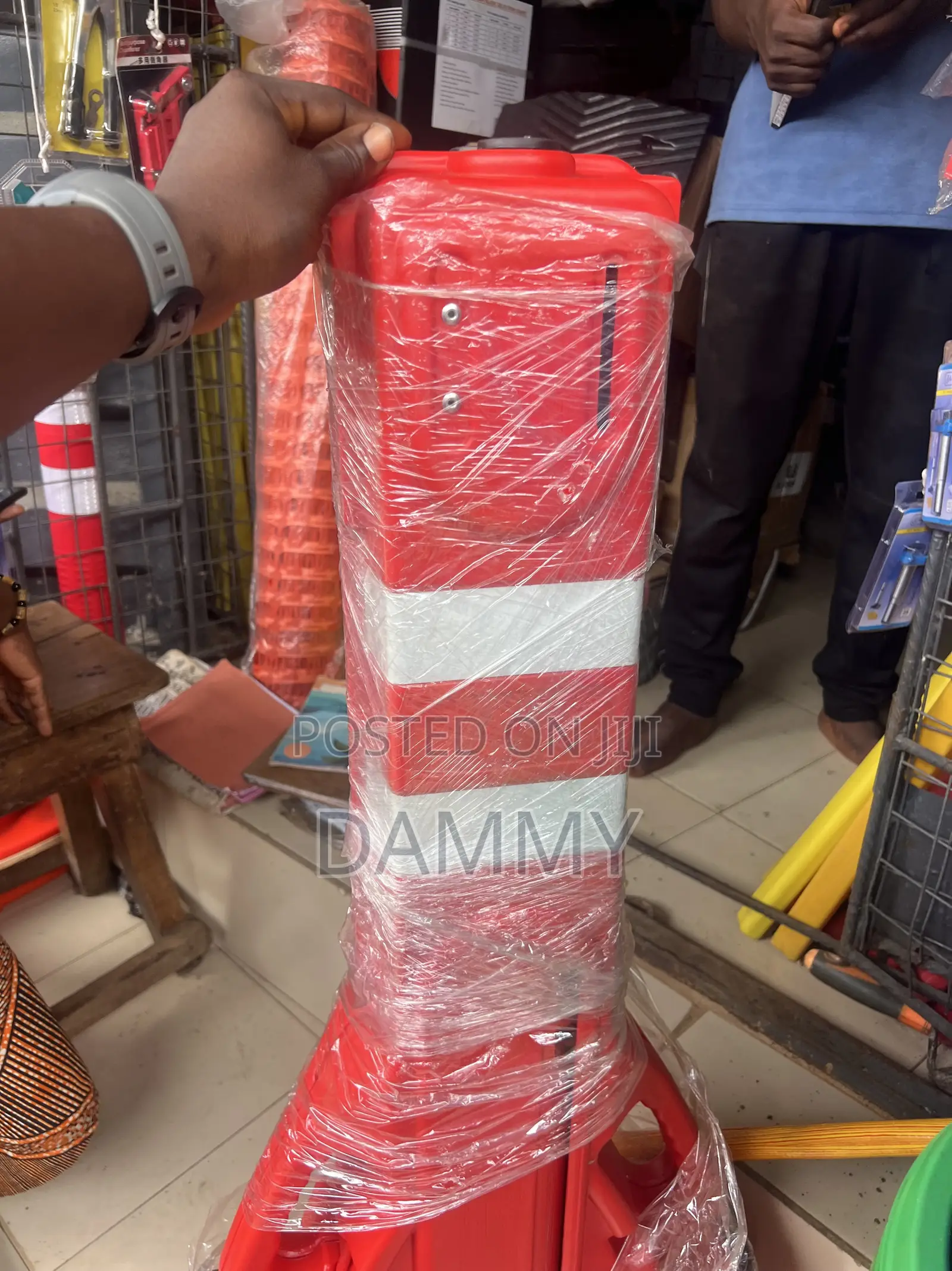 Extensible Safety Barricade