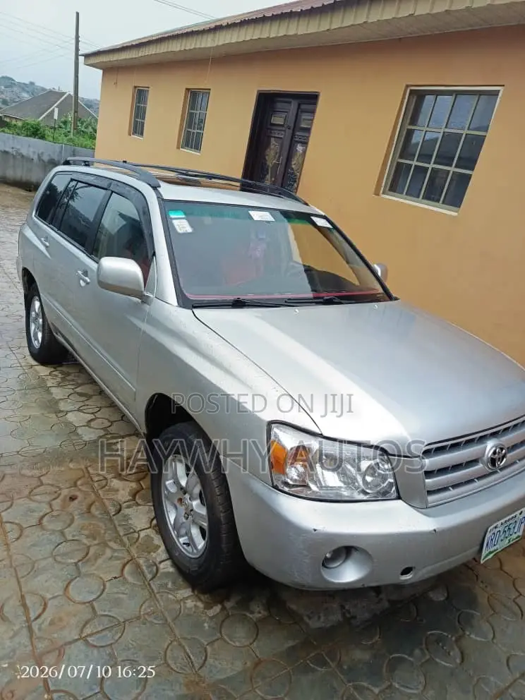 Toyota Highlander 4x4 2005 Silver