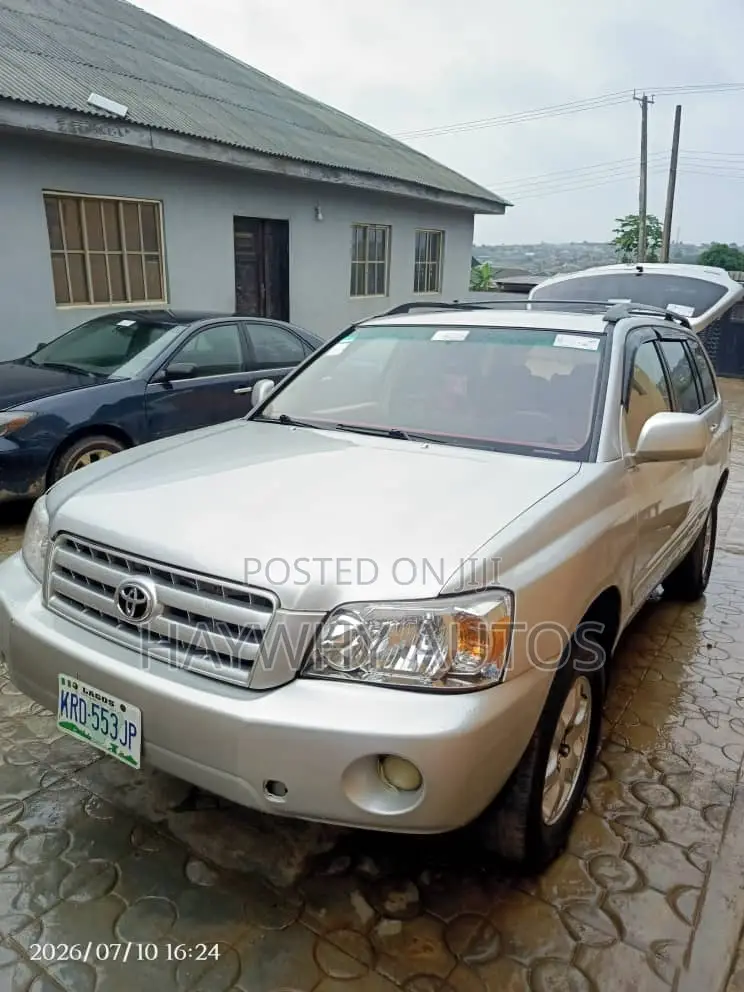 Toyota Highlander 4x4 2005 Silver
