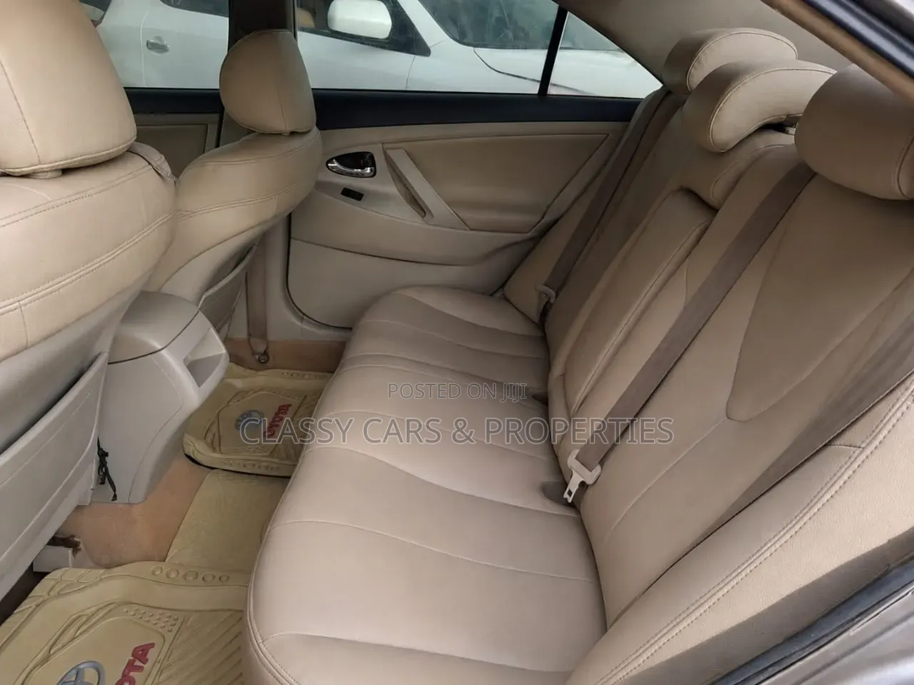 Toyota Camry LE 4dr Sedan (2.4L 4cyl 5A) 2007 Gold
