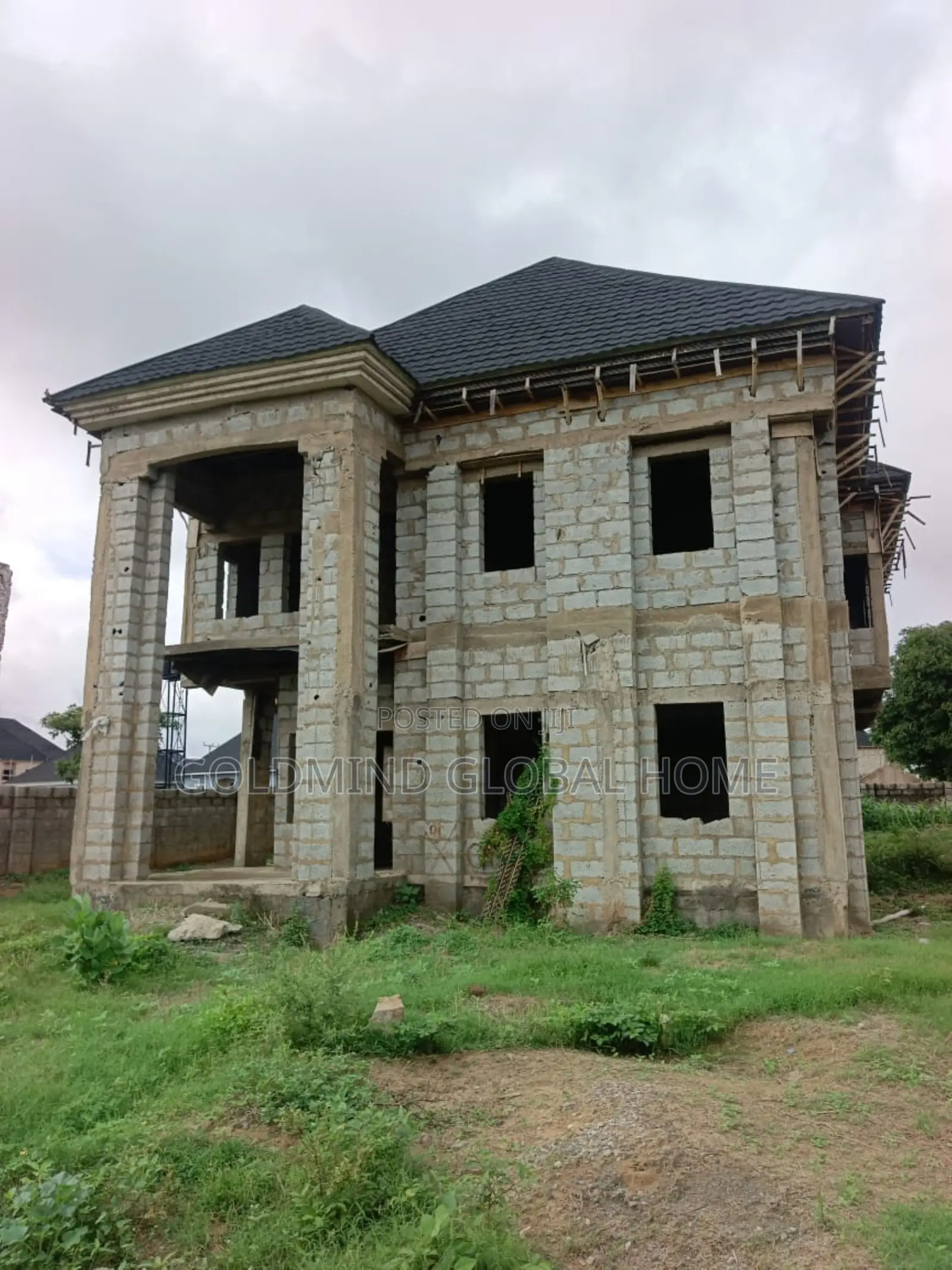 4bdrm Duplex in Lugbe District., FHA for sale