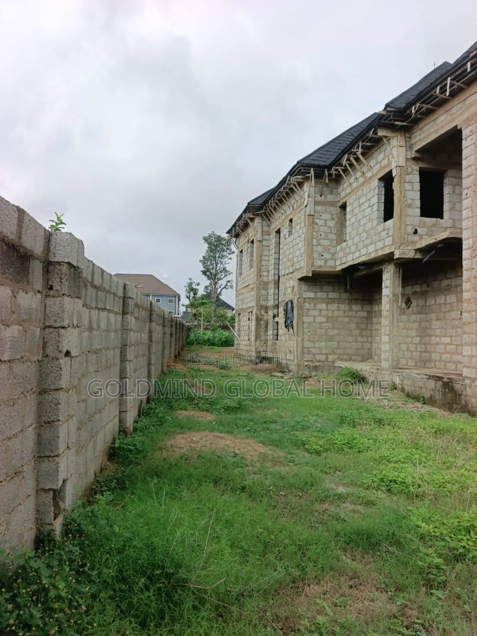 4bdrm Duplex in Lugbe District., FHA for sale