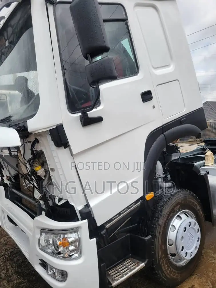 Trailer Howo Head