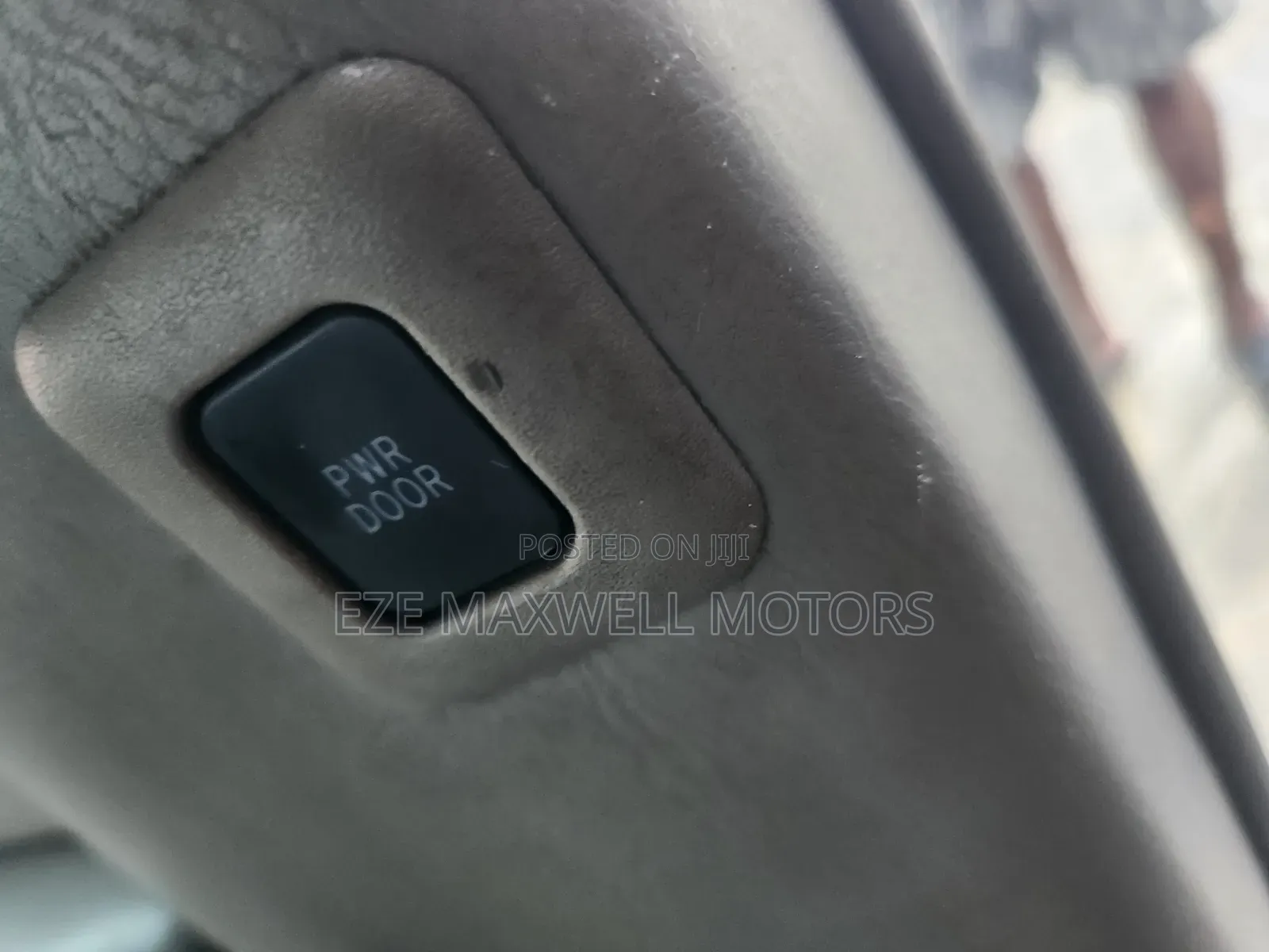 Toyota Sienna 2005 Silver