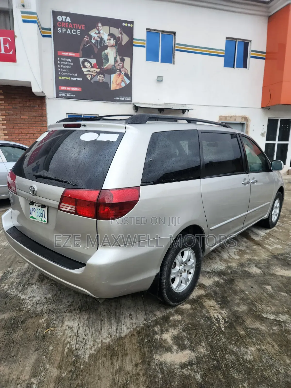 Toyota Sienna 2005 Silver