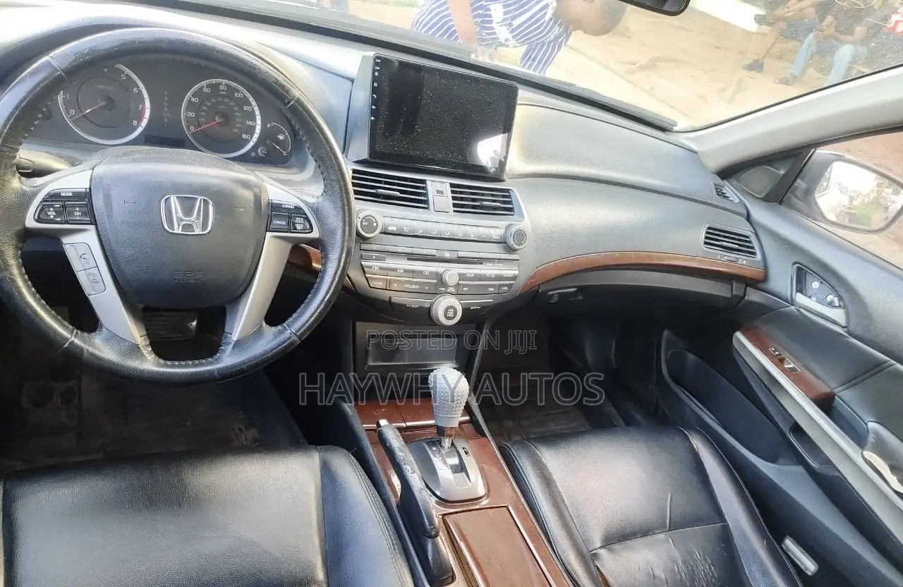 Honda Accord 2.2 DTEC Sedan Automatic 2012 White