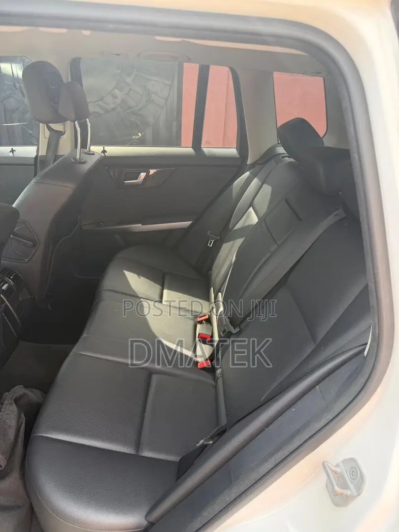 Hyundai Elantra 2016 Black