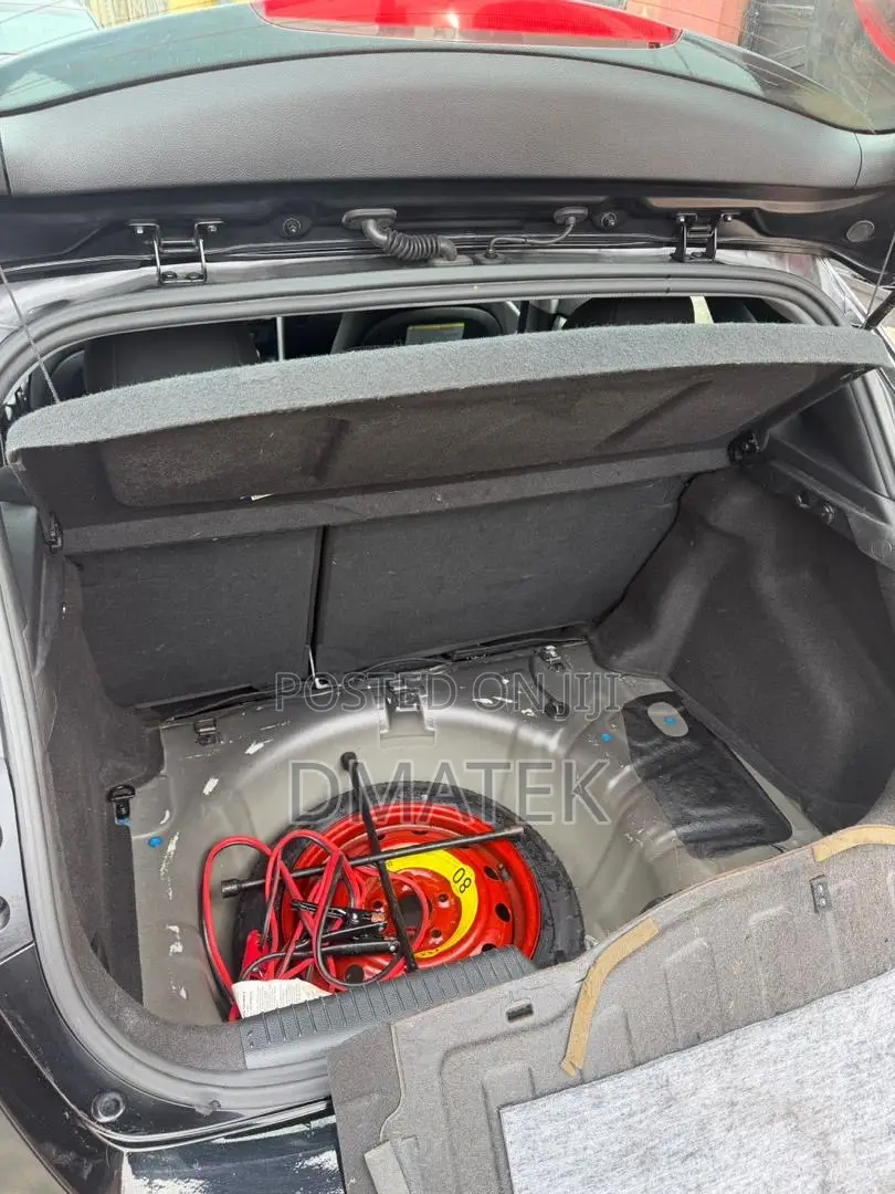 Hyundai Elantra 2016 Black