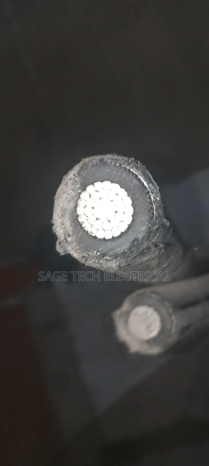 240mm Single Core XLPE 11kv Aluminum Armoured Cable